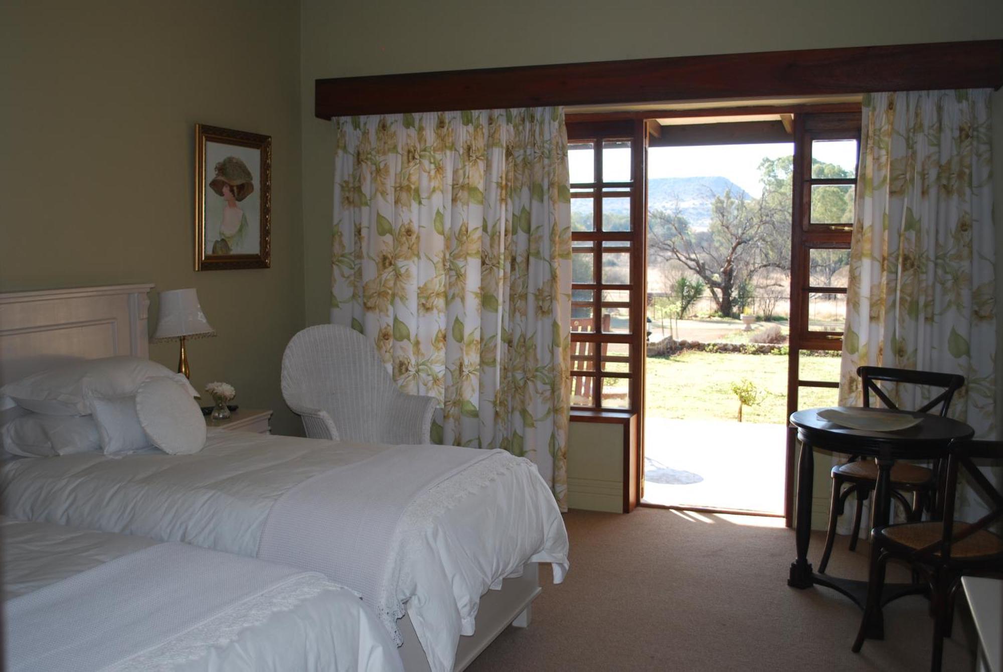 Olive Hill Country Lodge Bloemfontein Exteriör bild